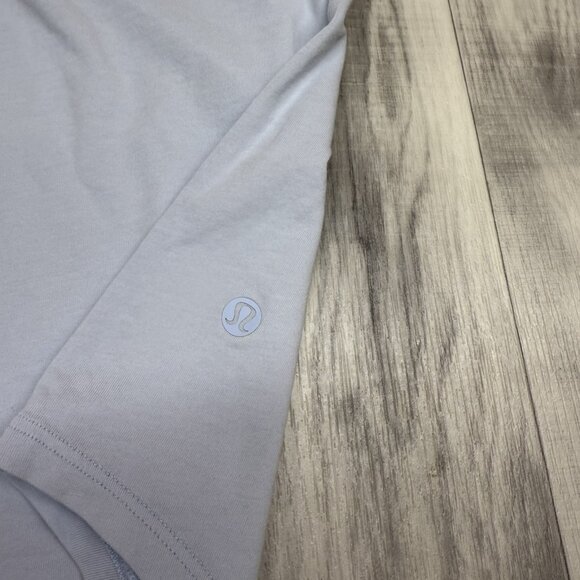 ✅Lot Of 4 Athletic Tank Tops Women's M Lululemon Nike Dri-Fit Sofibella Gym Yoga - Picture 9 of 16